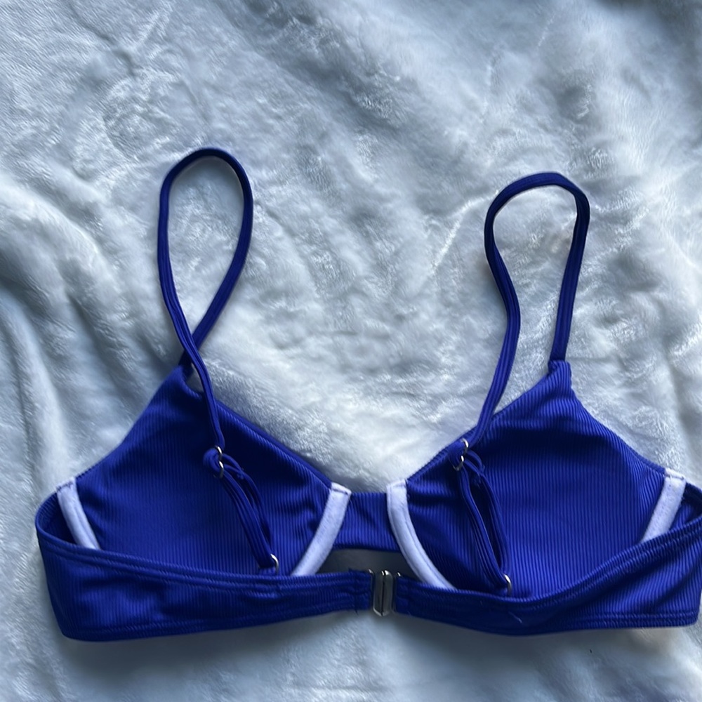 never worn! - Picture 3 of 3